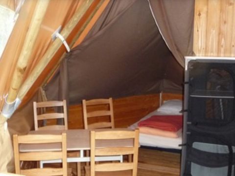 Insolite 4 personnes - (sans sanitaires)