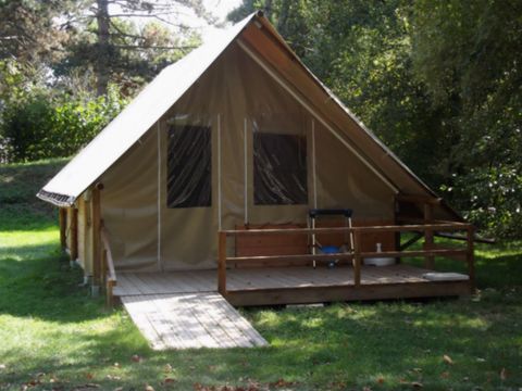 Tente en toile et en bois 2 personnes - (sans sanitaires)