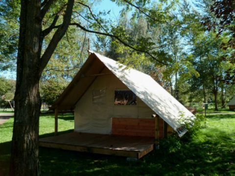 Tente en toile et en bois 2 personnes - (sans sanitaires)