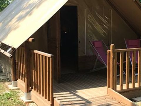 TENTE TOILE ET BOIS 2 personnes - (sans sanitaires)