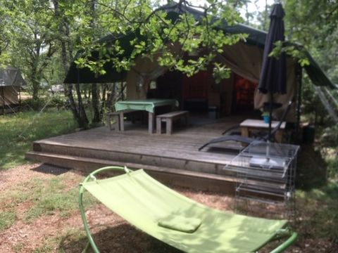 BUNGALOW TOILÉ 4 personnes - Safaritent Ensuite La Perle