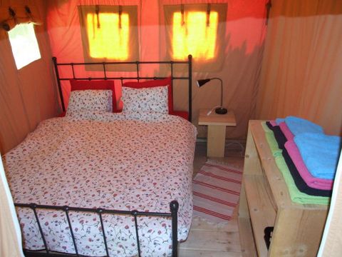 Bungalow toilé 4 personnes - Safaritent Ensuite La Perle