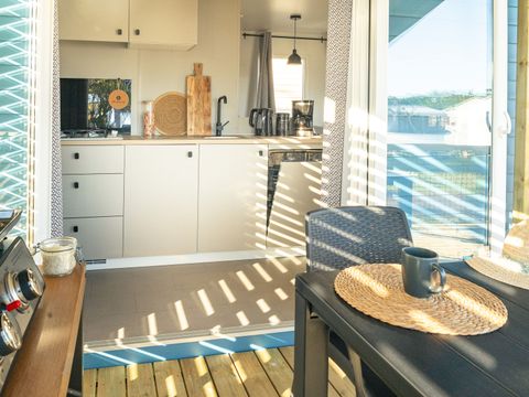 Mobilhome 4 personnes - Select TV LV Clim Plancha - 2 chambres - 4 personnes