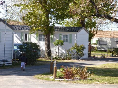 MOBILHOME 6 personnes - Mobilhome Confort 4/6 personnes - 2 chambres - Terrasse