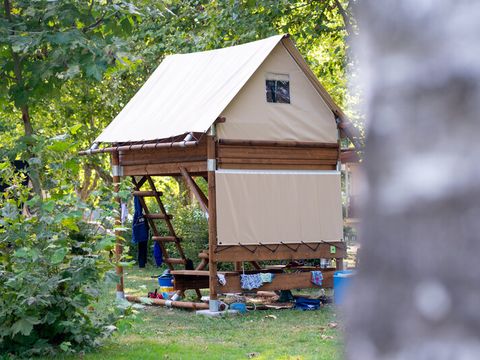 Hébergement 2 personnes - Bivouac sur pilotis