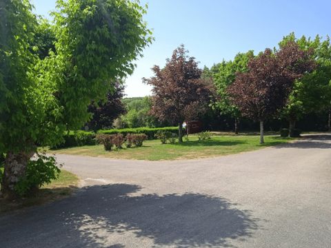 Emplacement - CAMPING