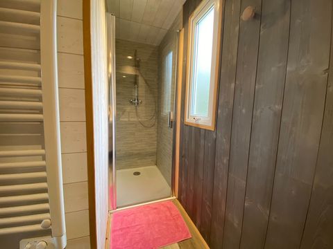 CHALET 4 personnes - PREMIUM 36m² (2 chambres) dont une terrasse couverte 6m²