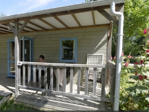 CHALET 5 personnes - CONFORT 36 m² (2 chambres) dont terrasse couverte 12m²