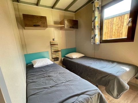 CHALET 4 personnes - PREMIUM 39m² (2 chambres) dont terrasse couverte + TV