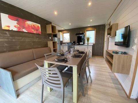 CHALET 7 personnes - PREMIUM 50m² (3 chambres) + terrasse + TV + LV + Plancha + Climatisation