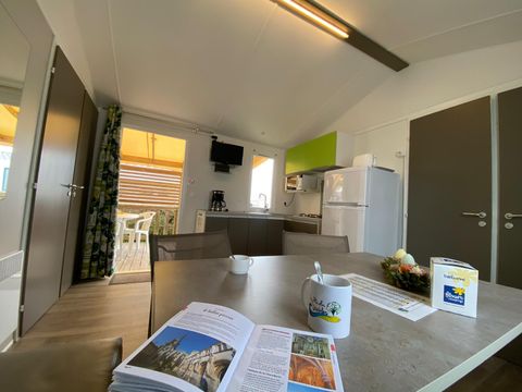 MOBILHOME 6 personnes - Mobil-home Confort 31m² 2 chambres + TV 4/6 pers