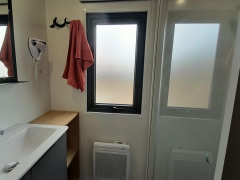 MOBILHOME 4 personnes - Premium 2 chambres 32m² - 2 salles de bain + TV