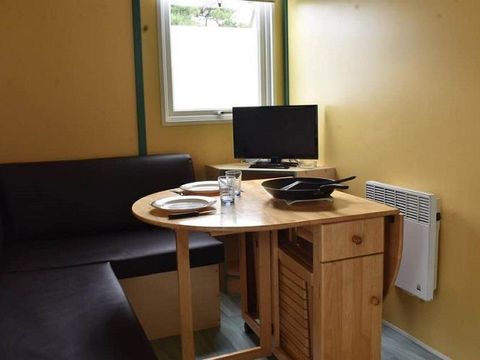 CHALET 2 personnes - Chalet mitoyen 16m² - 1 chambre + terrasse couverte 8m² 2 pers