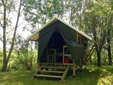 TENTE TOILE ET BOIS 2 personnes - Lodg'Yssée 1 chambre 7 m²