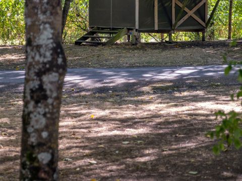 TENTE TOILE ET BOIS 2 personnes - Lodg'Yssée 1 chambre 7 m²