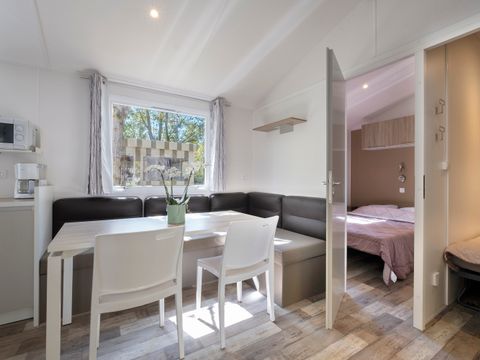 MOBILHOME 8 personnes - CONFORT 4 chambres > 37 m²