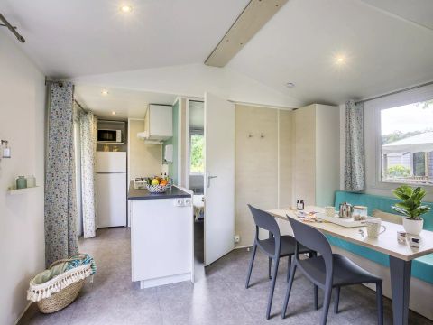 MOBILHOME 4 personnes - Confort 3 Pièces 4 Personnes + TV