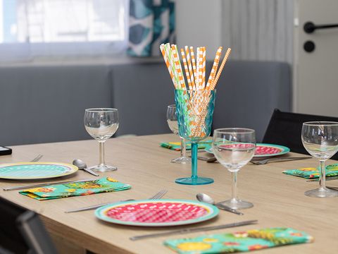 MOBILHOME 4 personnes - 2 chambres