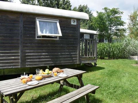 HÉBERGEMENT INSOLITE 4 personnes - Standard