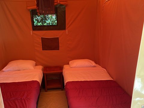 BUNGALOW TOILÉ 4 personnes - Bengali Standard - sans sanitaires
