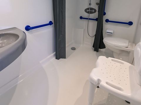 MOBILHOME 4 personnes - PMR - 34m² - 2 chambres (la deuxième chambre pour des enfants de 6 à 10 ans).