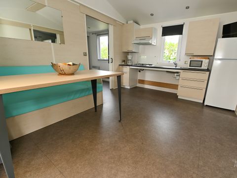 MOBILHOME 4 personnes - PMR - 34m² - 2 chambres (la deuxième chambre pour des enfants de 6 à 10 ans).