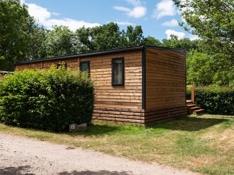 Flower Camping Le Val Vert en Berry - Camping Indre - Image N°20