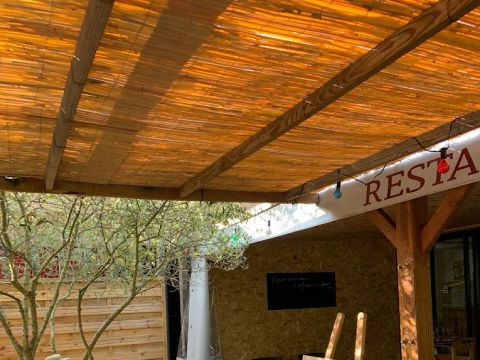 Flower Camping Le Val Vert en Berry - Camping Indre - Image N°4