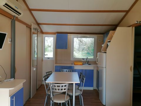 CHALET 7 personnes - N° 27 avec canapé 