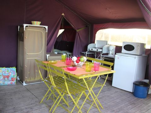 TENTE 5 personnes - ALOHA CONFORT sans sanitaires