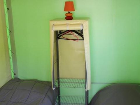 TENTE 4 personnes - EOLE ECO sans sanitaires