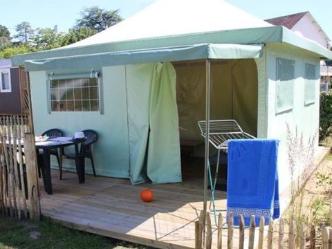 TENTE 4 personnes - EOLE ECO sans sanitaires