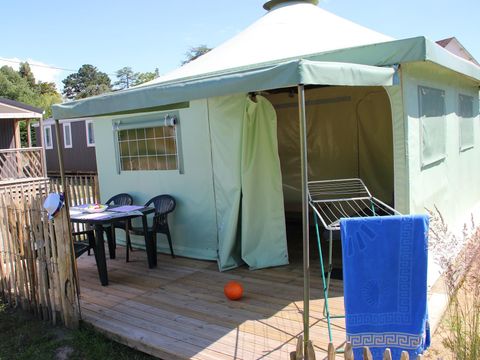 TENTE 4 personnes - EOLE ECO sans sanitaires