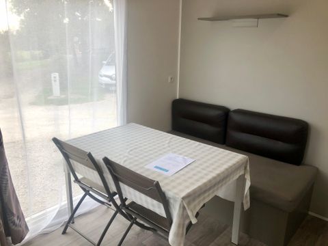 MOBILHOME 4 personnes - B - Mobile-home 2 ch. Confort - SAMEDI 4 pers.