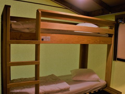 HÉBERGEMENT INSOLITE 4 personnes - ECOLODGE sans sanitaires