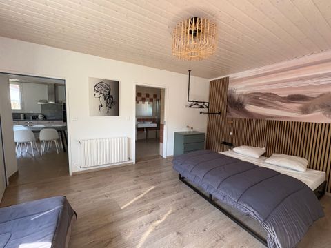 GÎTE 8 personnes - Gite Chez Solange, 4 chambres avec Spa. 100m² avec jardin privatif. Accessible PMR