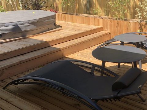 MOBILHOME 6 personnes - Premium 43 m² + spa privatif