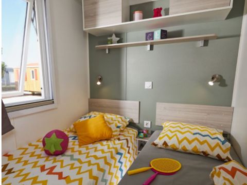 MOBILHOME 4 personnes - Premium 35m² - 3 chambres + spa privatif