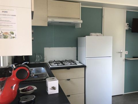 MOBILHOME 4 personnes - Premium 34 m² - 2 chambres + 2 salles de bains + terrasse semi-couverte + spa privatif