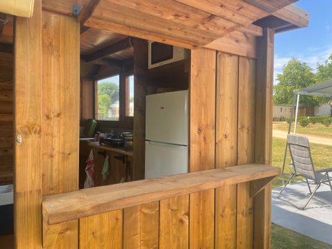 Emplacement - Forfait Premium Freecamp Guinguette : Cabane privative avec sanitaire et cuisine privatif