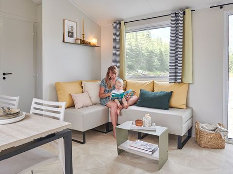MOBILHOME 4 personnes - Premium 33m2 (2ch-4 pers) + terrasse semi-couverte + TV + LV + Draps inclus