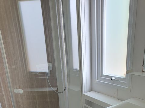 MOBILHOME 4 personnes - Mobil-Home 2 ch. CONFORT PLUS 31m2 (2017) - personnes supplémentaires possible en supplément, contacter le camping