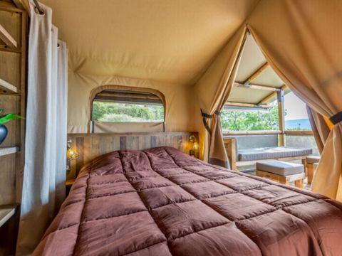 Lodge 4 personnes - Cocoon toilée - 2 chambres - 23m²