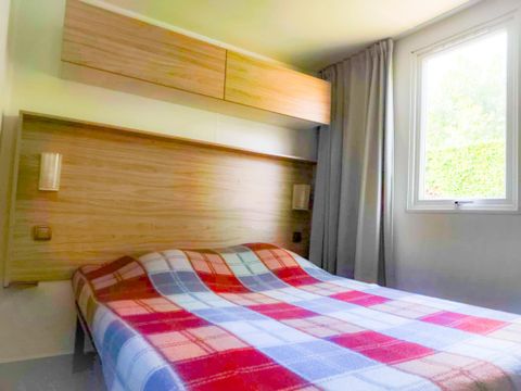 MOBILHOME 6 personnes - 2 chambres + terrasse au sol