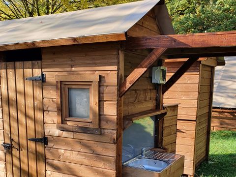 TENTE TOILE ET BOIS 4 personnes - Tente écolodge Standard 20m² - 2 chambres - terrasse couverte