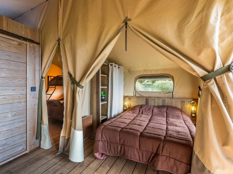 LODGE 5 personnes - Tente Ecolodge Premium 34m² - 2 chambres - terrasse couverte