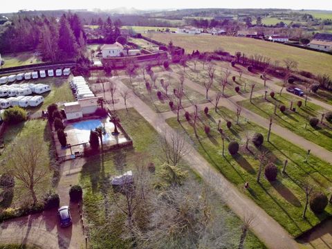 Camping De Courte Vallée - Camping Deux-Sèvres - Image N°12