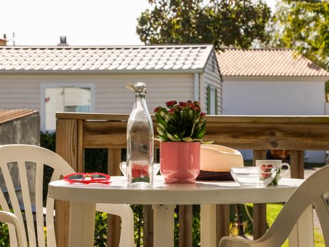 MOBILHOME 2 personnes - Mobil-home Bikini 1 chambre avec terrasse 1/2 pers