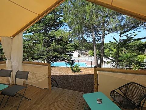 Tente en toile et en bois 4 personnes - Lodge Maasai (MA4)