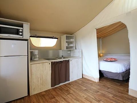 Tente en toile et en bois 4 personnes - Lodge Maasai (MA4)